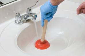 2 Safe, Inexpensive Drain Cleaning Alternatives You Can Use Today