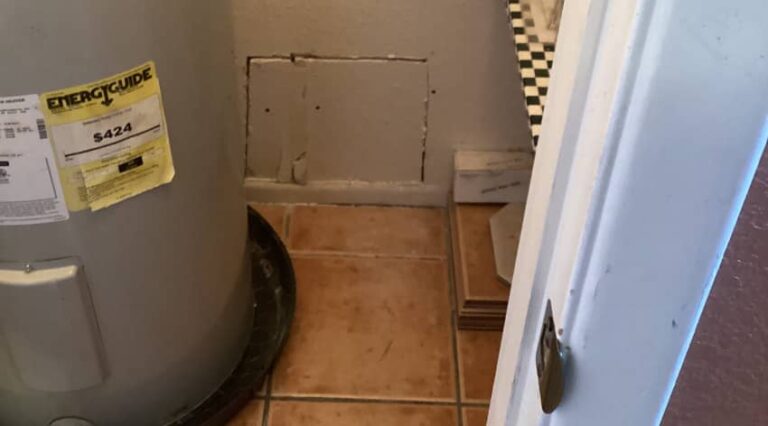 Spotting a Gilbert Slab Leak: Hot Water Signs and Detection